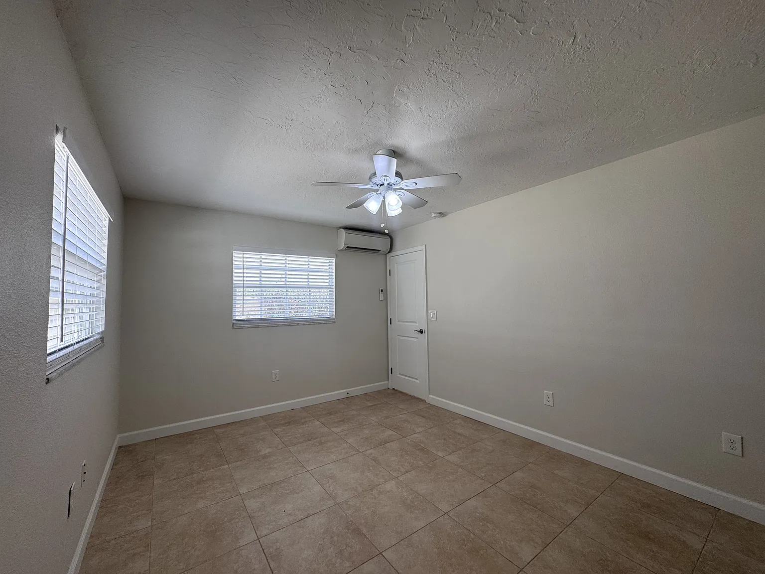 420Palmetto-D - 293-V... — Photo 3