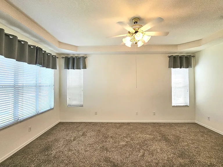 7209 Colonial Lake Dr — Photo 19