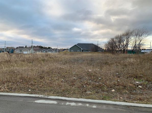 5 Laurena Drive, Stephenville, NL A2N0C2