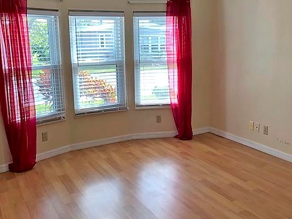 5th image of 272 Las Palmas Blvd #272
