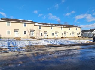 110-122 27th Ave N, Clinton, IA 52732