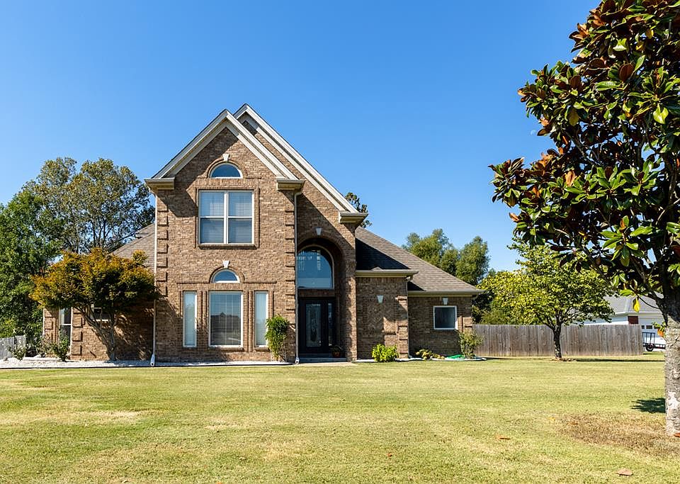 1st image of 602 N Rivertrace Dr