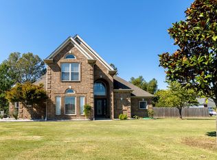 602 N Rivertrace Dr, Marion, AR 72364