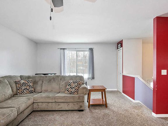 5th image of 2824 Wildflower Dr