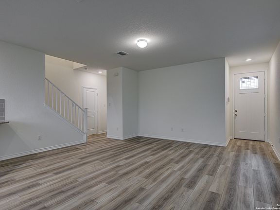 4th image of 10643 Military Drive West #9