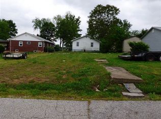 815 E Water St, Boonville, IN 47601