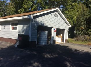 3 Van Dusen Rd, Queensbury, NY 12804