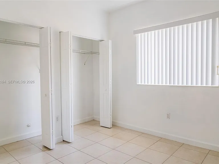 379 NE 34th Ave — Photo 17