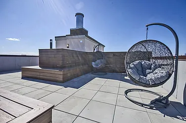 Rented by Level Group