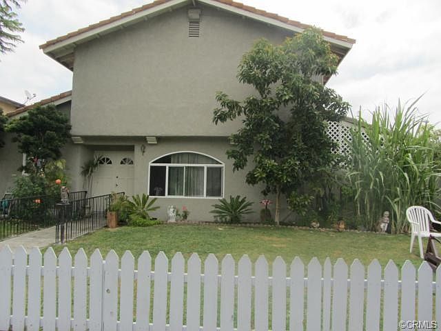 1st image of 2035 N Park Ln