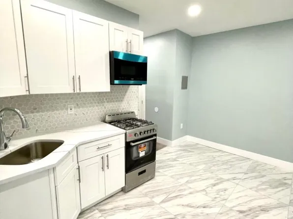 315 56th St APT E4, West New York, NJ 07093