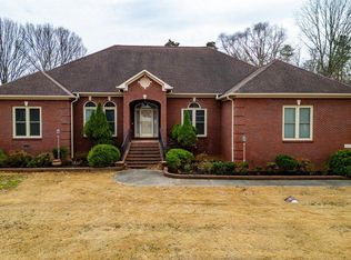 120 Thomas Woods Ct, Huntsville, AL 35806