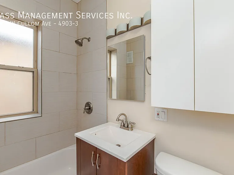 4903 W Cullom Ave #3 — Photo 4