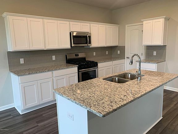 3rd image of 110 Tortola Ln