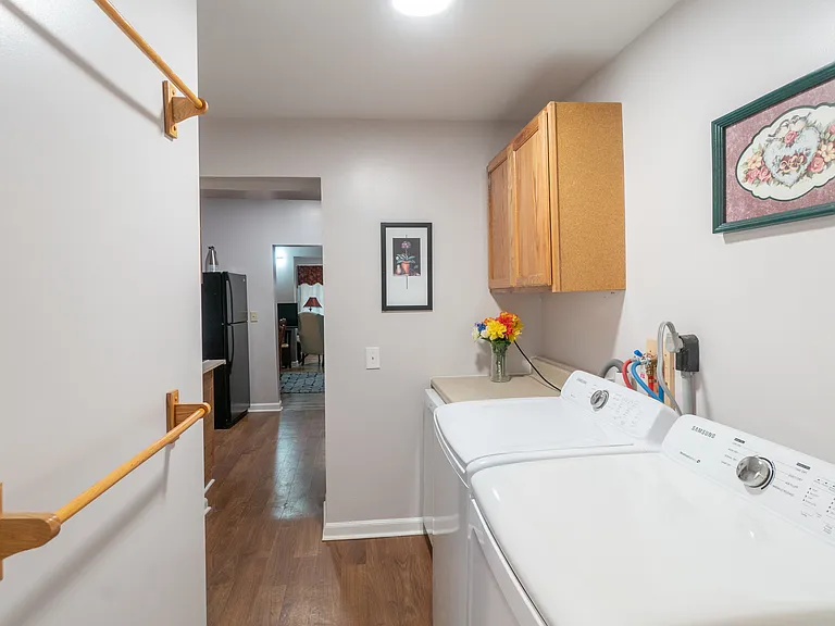 658 Atlantic St — Photo 20