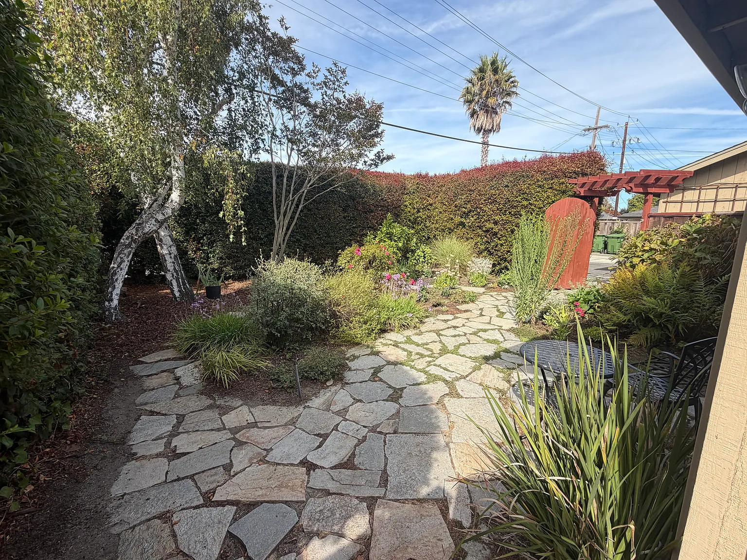 3 bed, 1441 sqft, $4,600 — Photo 4