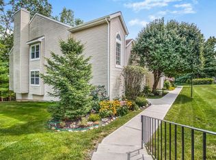 4302 Foxwood Dr S, Clifton Park, NY 12065