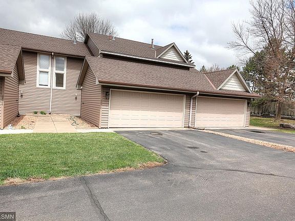 2nd image of 8838 Cottonwood Ln N