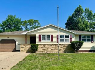 216 E 21st St, Grand Island, NE 68801