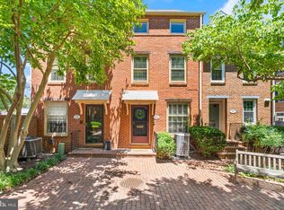 519 S Saint Asaph St, Alexandria, VA 22314