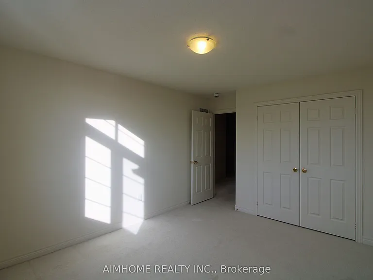 38 Foxberry Rd — Photo 31