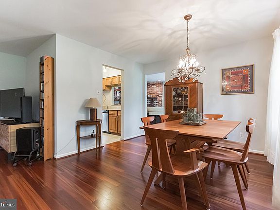 5th image of 89 Franklin Ct
