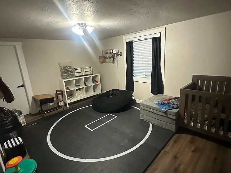 3433 Porter St — Photo 3