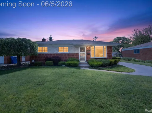 31561 Tecla Dr, Warren, MI 48088