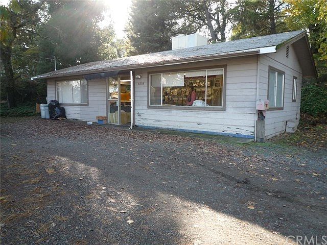 1st image of 2739 Lakeshore Blvd