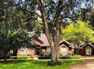 10050 Blakewood Dr N, Semmes, AL 36575