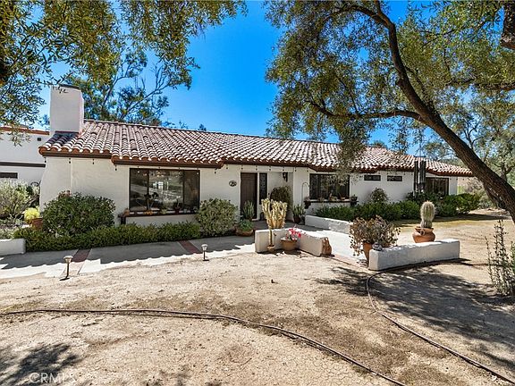 5th image of 38200 De Portola Rd