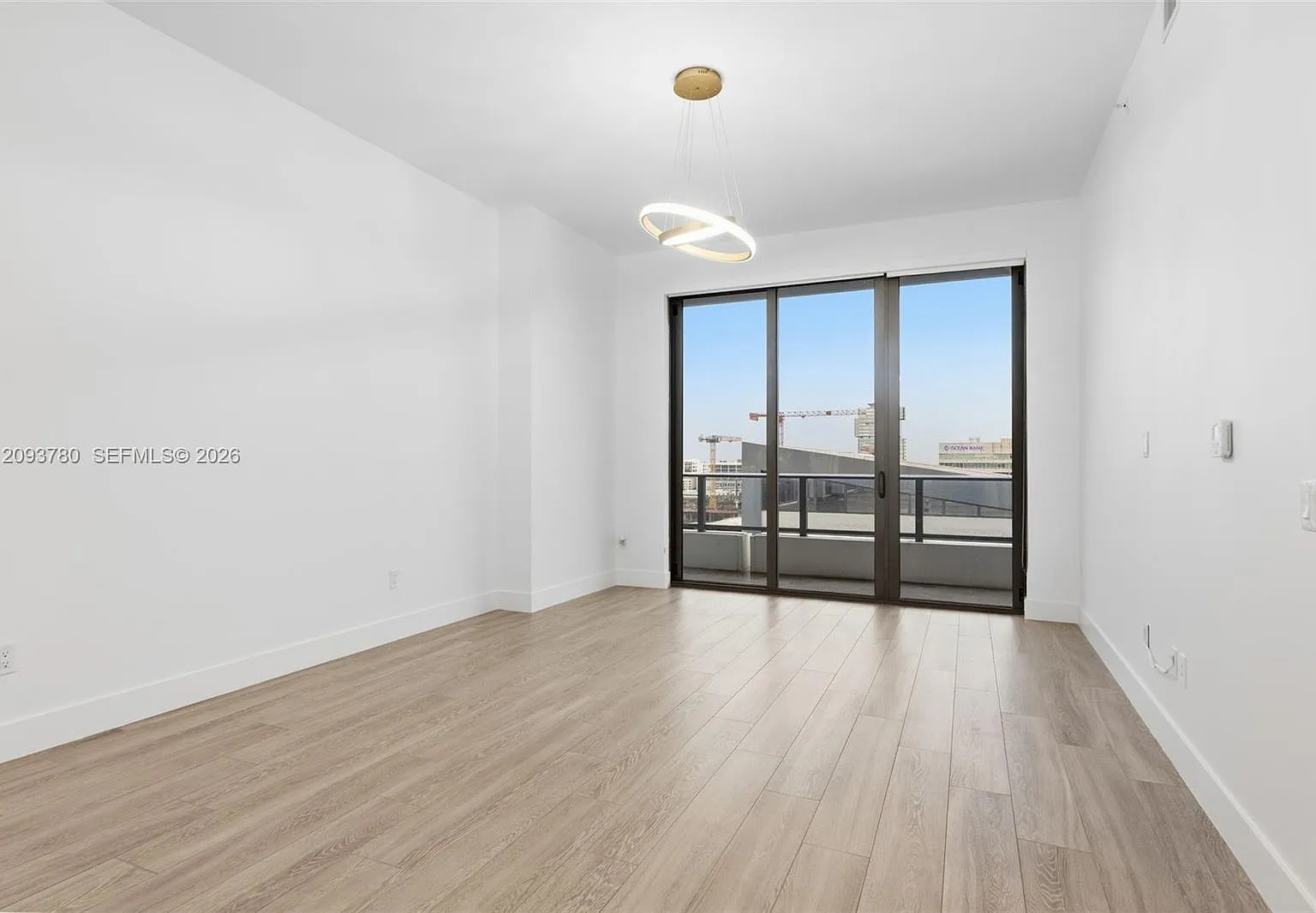 Aventura Parksquare Resid — Photo 4