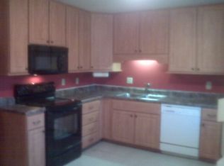 412 Westminster Dr, O'Fallon, IL 62269