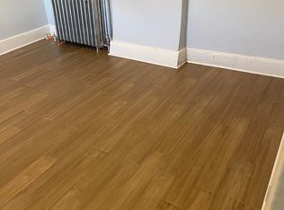 169 Ann St APT 1, Elgin, IL 60120