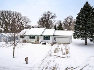 521 Valley Dr, Fergus Falls, MN, 56537