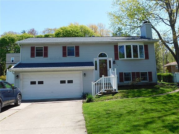 2nd image of 915 W Grandview Blvd