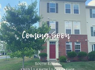 43014 Spyder Pl, Chantilly, VA 20152