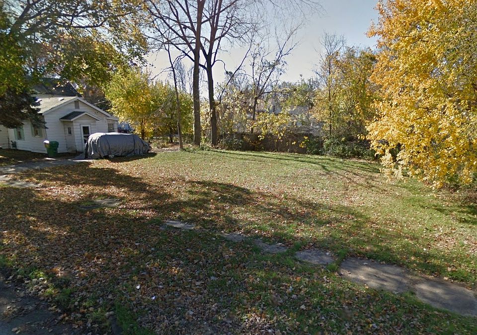 2nd image of 316 N 8th St