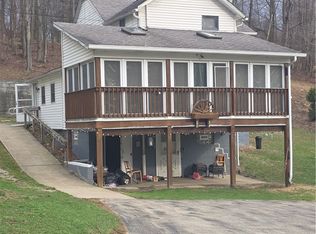 1474 Mount Pleasant Rd, Greensburg, PA 15601