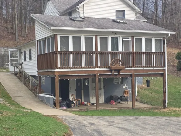 1474 Mount Pleasant Rd, Greensburg, PA 15601
