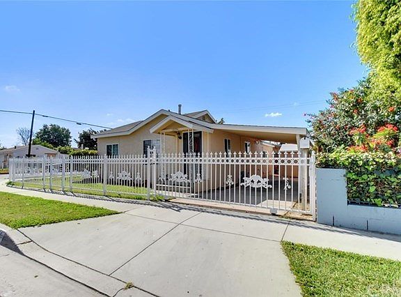 3rd image of 12254 221st St