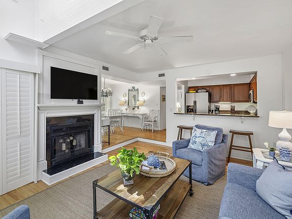 4th image of 4374 Sea Forest Dr