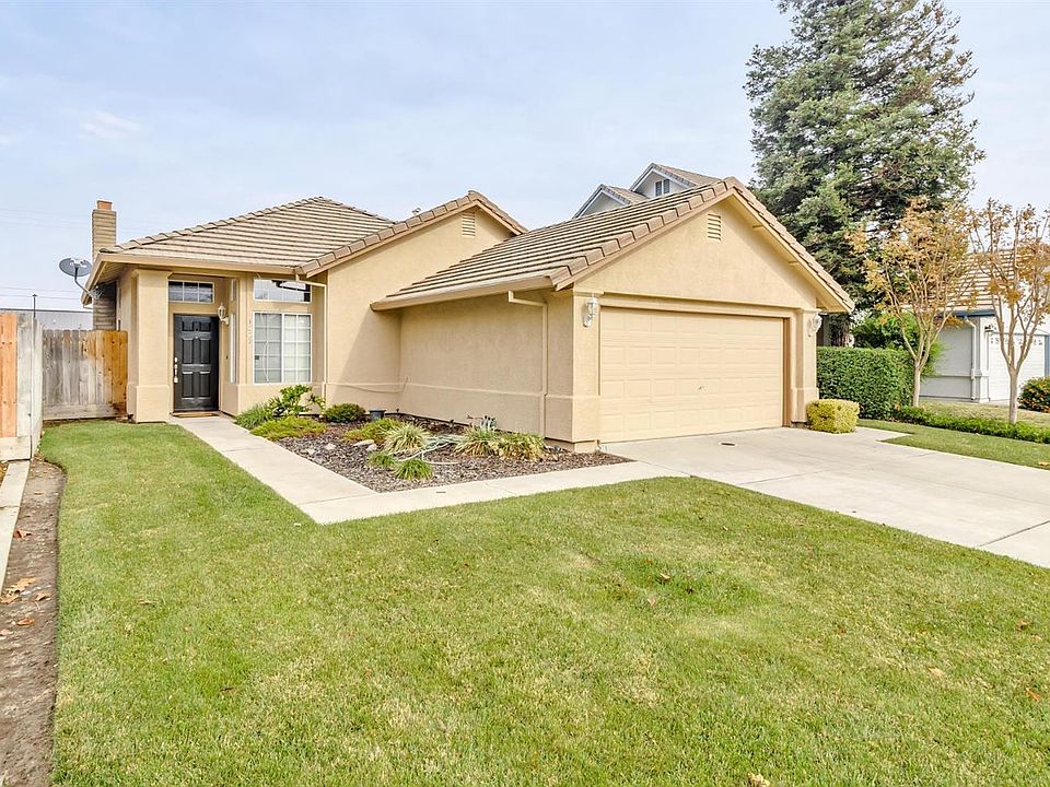 2nd image of 1627 Bainbridge Way