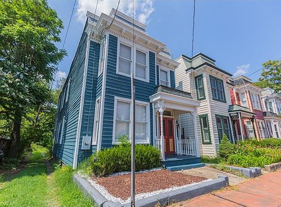 3rd image of 304 N 31st St