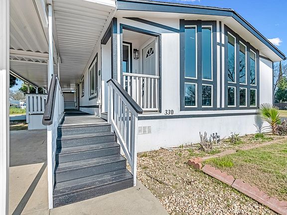 4th image of 5505 W Tulare Ave