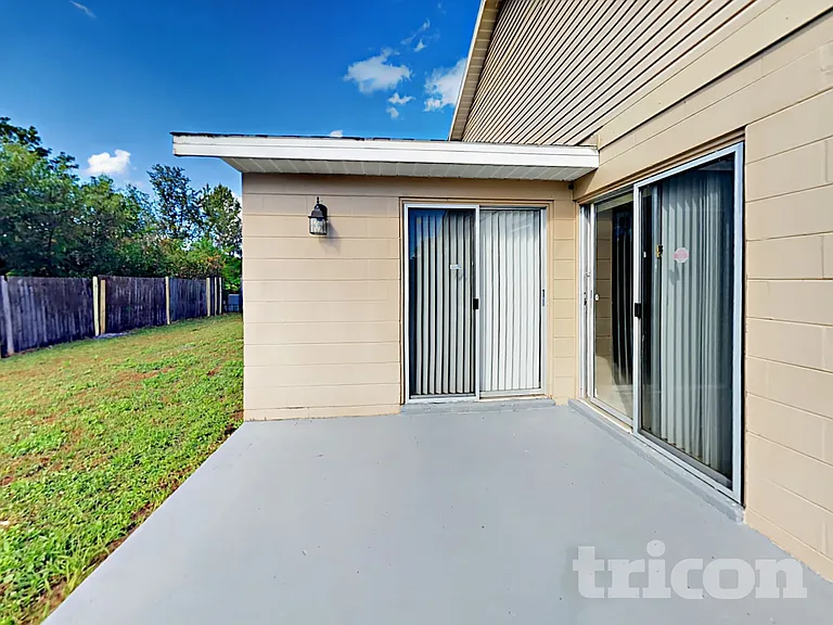 266 Iowa Woods Cir — Photo 14