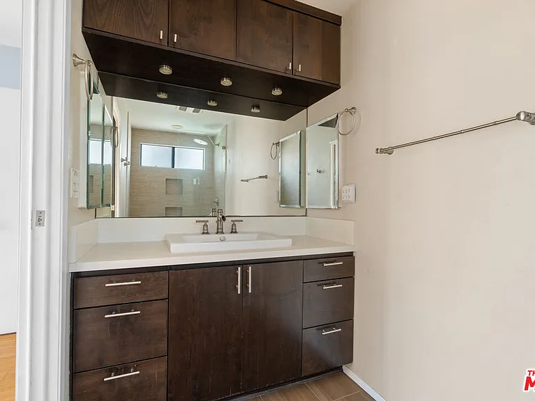 3113 Thatcher Ave — Photo 26
