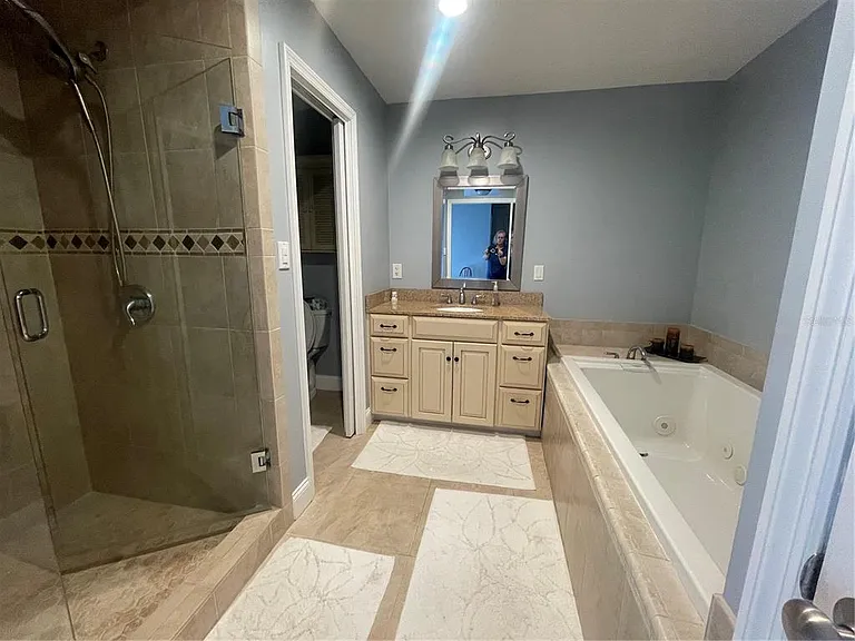 3030 W Helen Ave — Photo 31