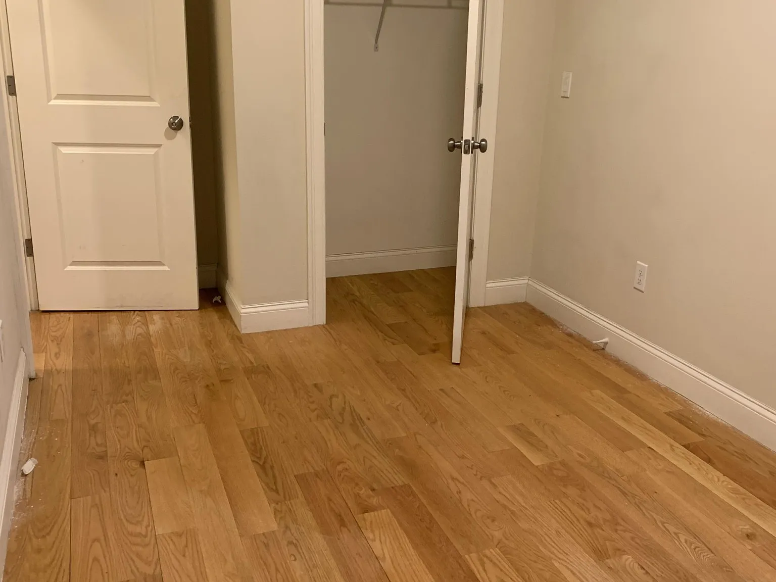 3 bed, $4,250 — Photo 2