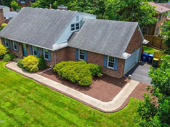 9000 Cardiff Rd, Louisville, KY 40242
